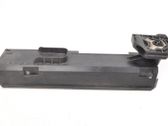 Radiator mount bracket