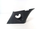 (D) garniture de pilier (haut)