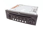 Radio / CD-Player / DVD-Player / Navigation