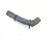 Tuyau de liquide de refroidissement moteur