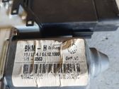 Moteur de lève-vitre de porte avant