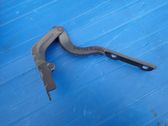 Engine bonnet/hood hinges
