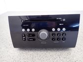 Radio/CD/DVD/GPS-pääyksikkö