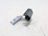 Fender mounting bracket