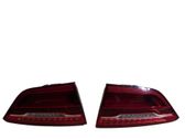 Tailgate rear/tail lights
