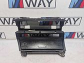 Glove box