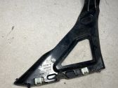 Front bumper mounting bracket