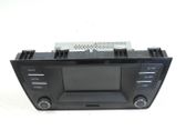 Radio / CD-Player / DVD-Player / Navigation