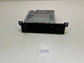 Radio / CD-Player / DVD-Player / Navigation