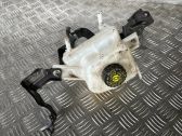 Brake fluid reservoir