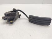 Accelerator throttle pedal