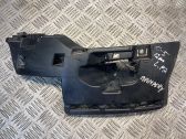 Front bumper mounting bracket