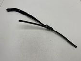 Windshield/front glass wiper blade