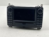 Radio / CD-Player / DVD-Player / Navigation