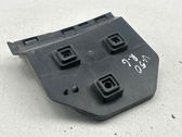 Rear bumper mounting bracket