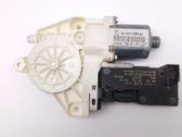 Motor del regulador de la ventanilla de la puerta delantera