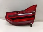 Tailgate rear/tail lights