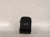 Tailgate opening switch