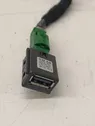USB-pistokeliitin