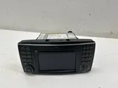 Radio/CD/DVD/GPS-pääyksikkö