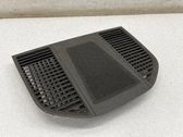 Cache enceinte centrale