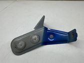 Fender mounting bracket