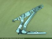 Tailgate/trunk/boot hinge