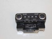 Radio / CD-Player / DVD-Player / Navigation
