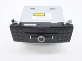 Radio / CD-Player / DVD-Player / Navigation