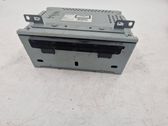 Radio / CD-Player / DVD-Player / Navigation
