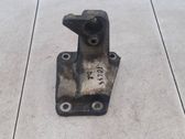 Engine mounting bracket