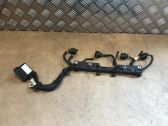 Fuel injector wires