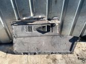Cache de protection sous moteur