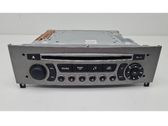 Radio/CD/DVD/GPS head unit