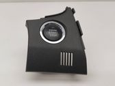 Bouton poussoir de démarrage du moteur