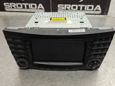 Radio / CD-Player / DVD-Player / Navigation
