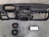 Airbag set with panel