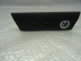 12V Steckdose vorne
