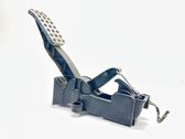 Accelerator throttle pedal
