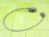 Cerradura de puerta delantera