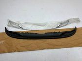 Moldura embellecedora de la barra del amortiguador trasero