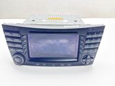 Radio / CD-Player / DVD-Player / Navigation