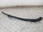 Windshield/front glass wiper blade