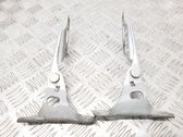 Engine bonnet/hood hinges
