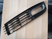 Front fog light trim/grill