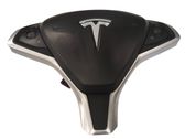 Steering wheel airbag