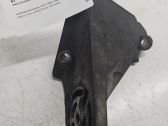 Engine mounting bracket