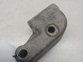 Engine mounting bracket