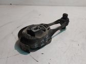 Engine mount bracket