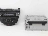 Radio / CD-Player / DVD-Player / Navigation